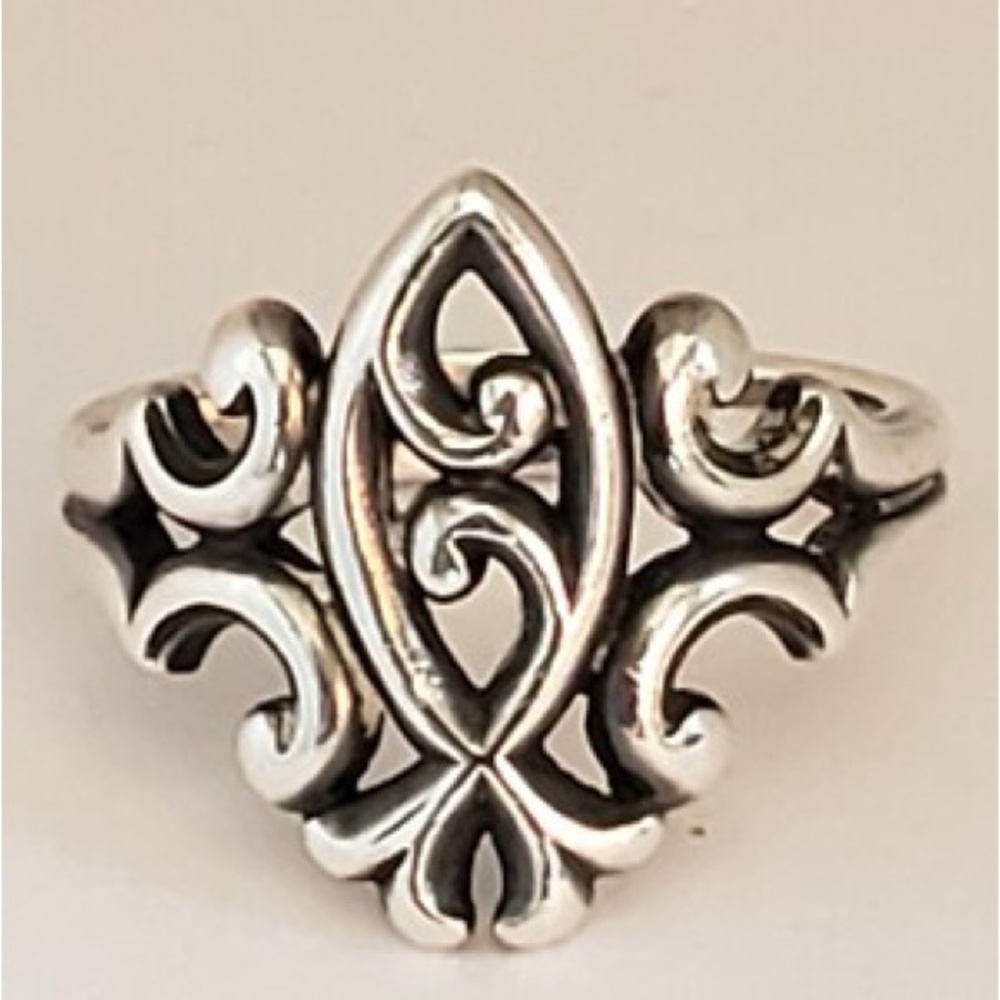 ISO James Avery Silver ichthus ring
